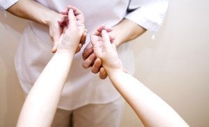 Test AR Arm Reflex Kinesiología Holística Valencia.Centro Do